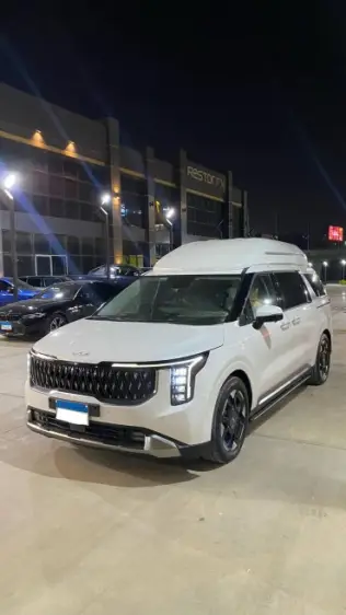Kia Carnival 2024 White Automatic Used for Sale in Cairo