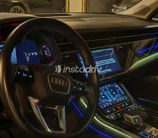 Audi Q7 2021 Gray Automatic Used for Sale in Greater Cairo ( Cairo + Giza) - 3