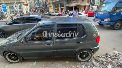 فولكس فاغن بولو 1999 أخضر يدوي مستعملة للبيع في الإسكندرية - 5