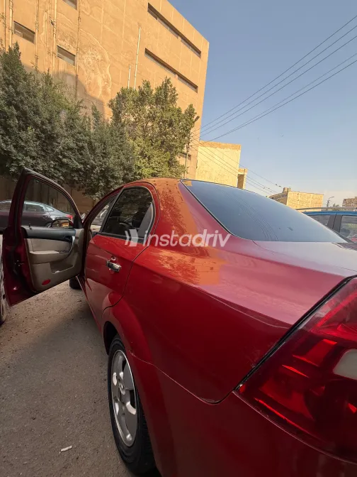 شيفروليه افيو 2017 أبيض أوتوماتيك مستعملة للبيع في القاهرة الكبرى ( القاهرة - الجيزة) - 6