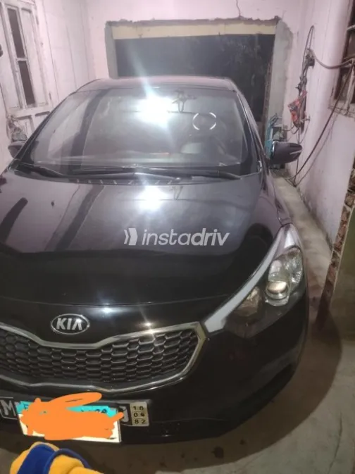 Kia Cerato 2015 Black Automatic Used for Sale in El Mahalla - 2