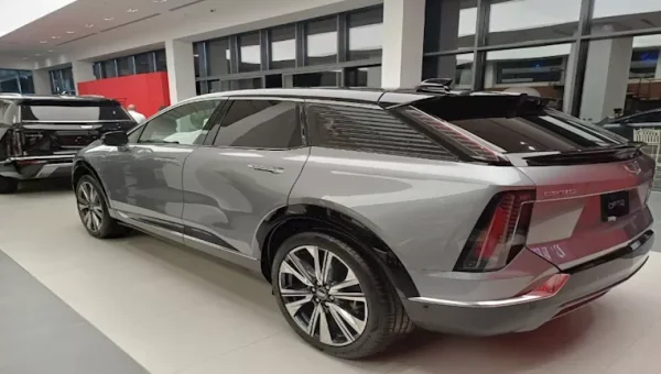Cadillac Optiq 2025: The Most Affordable Luxury Electric SUV from the American Brand in Egypt