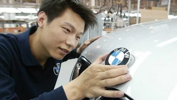 China's Auto Market Nears Bottom with Recovery Expected in Late Summer