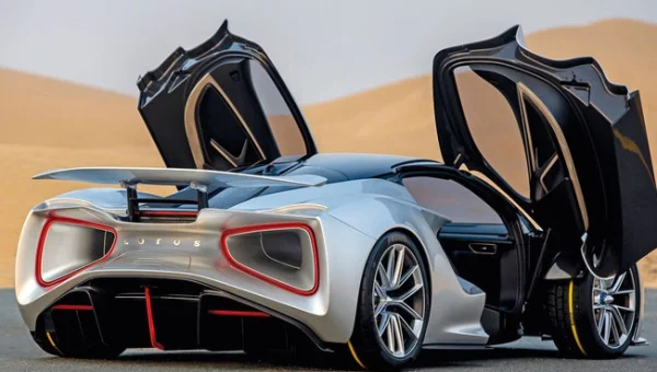 Chinese Electric Cars Knock on Canada's Door: Lotus Leads the First Wave in July