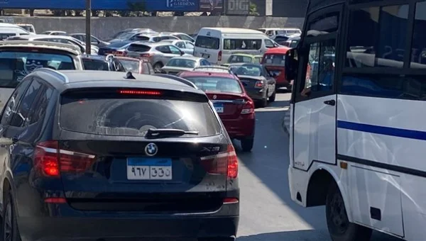 Traffic Slowdown at El Nozha Entrance Due to Sinkhole Repair, Cairo Roads Mostly Clear