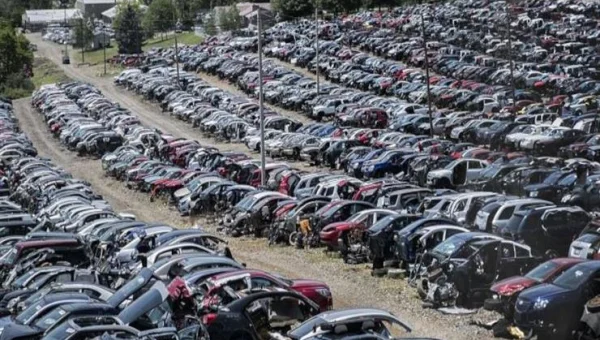Europe Imposes New Law: Your Old Car Becomes Mandatory Gold Mine for Raw Materials