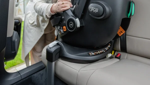 Isofix Improves Child Safety by Reducing Child Seat Installation Errors