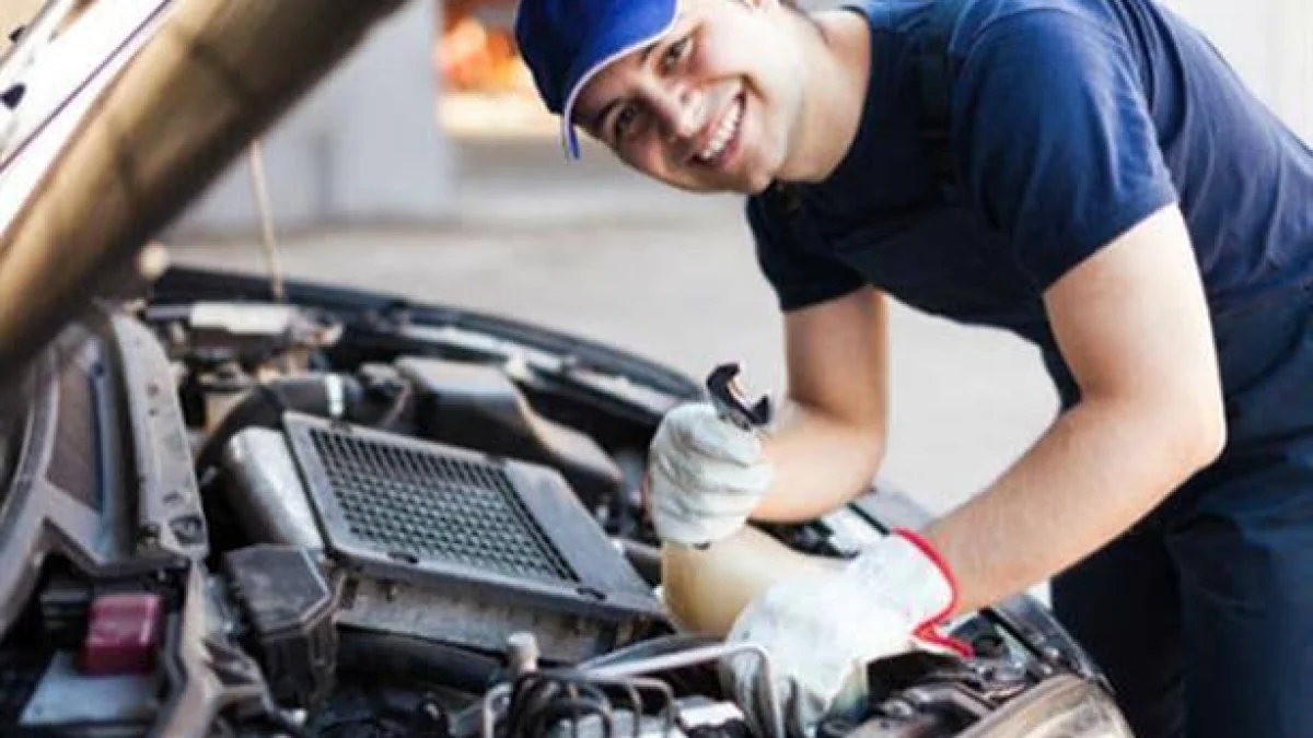Early Engine Warning Signs That Can Help Prevent a Sudden Breakdown on the Road