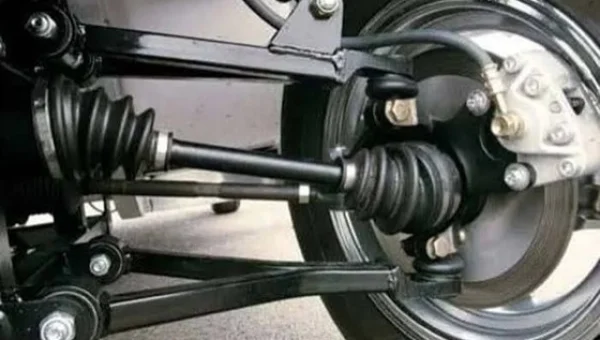 Clicking Noise When Turning the Steering Wheel? A Warning Sign of CV Joint Failure