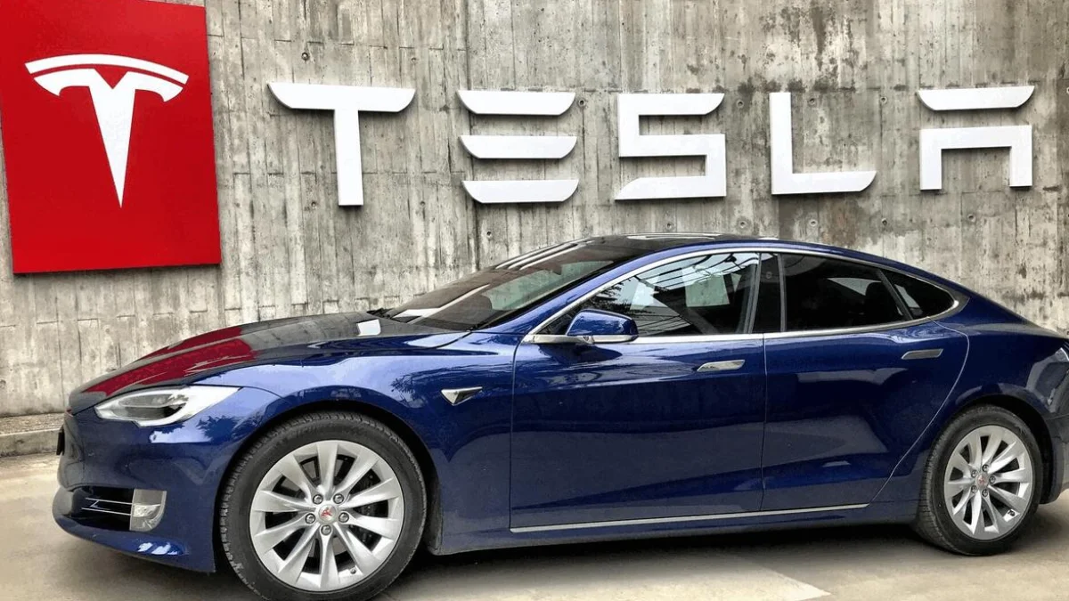 Tesla Tops Imported Car Sales in South Korea in First Half