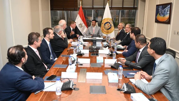 Mercedes-Benz Egypt Discusses Local Expansion Plans with Egyptian Government