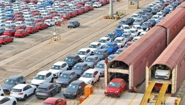 China's Monthly Vehicle Exports Surpass One Million Units for the First Time
