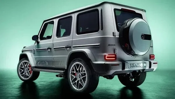 Mercedes Reveals Limited G-Class Edition That Defies Time with 1980s Throwback