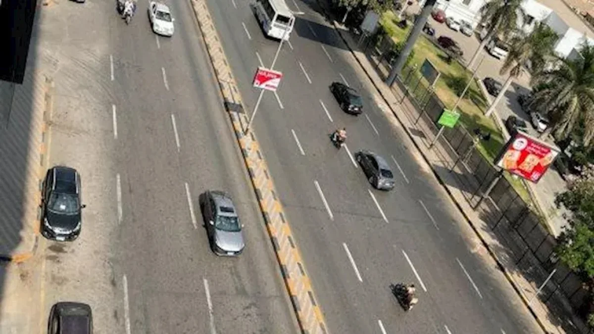 Traffic Flows Across Cairo and Giza with Localized Congestion in Business Districts