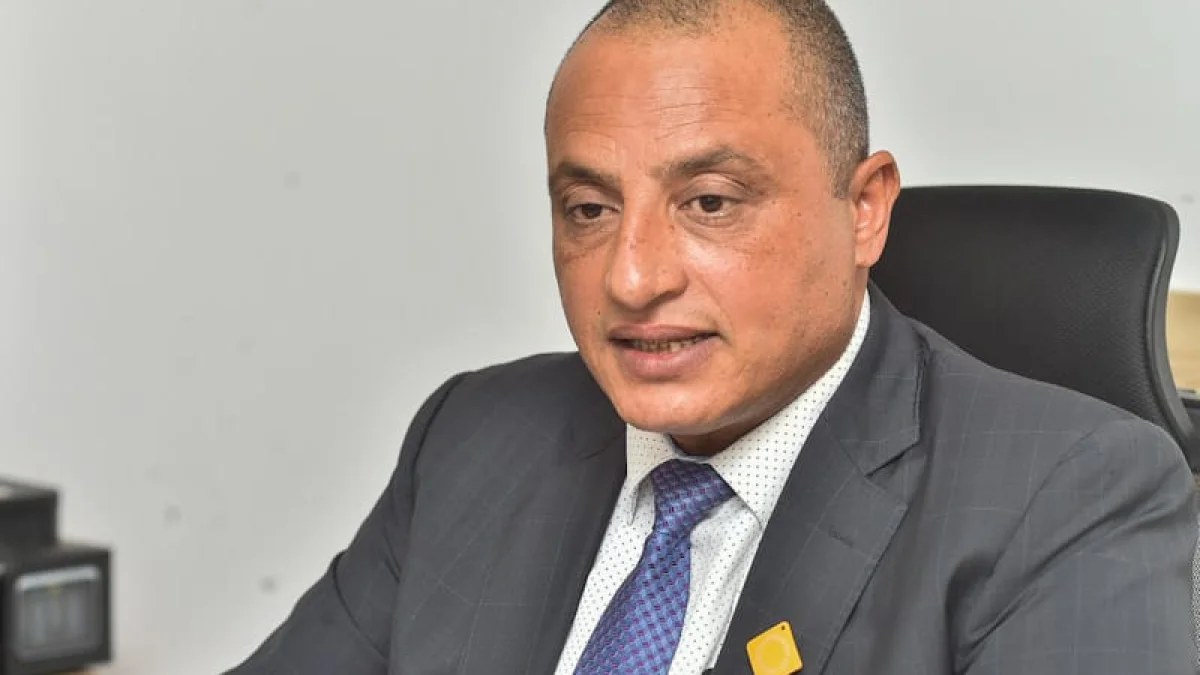 Road Safety Expert Explains the Legal Distances for Installing Warning Signs