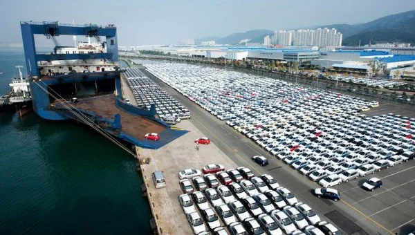South Korea's Car Exports Hit Record High in June, Driven by EV and Hybrid Surge