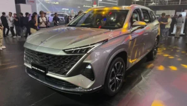 MG RX9 Hybrid Plug-In with 7 Seats Awaits Launch in Egypt