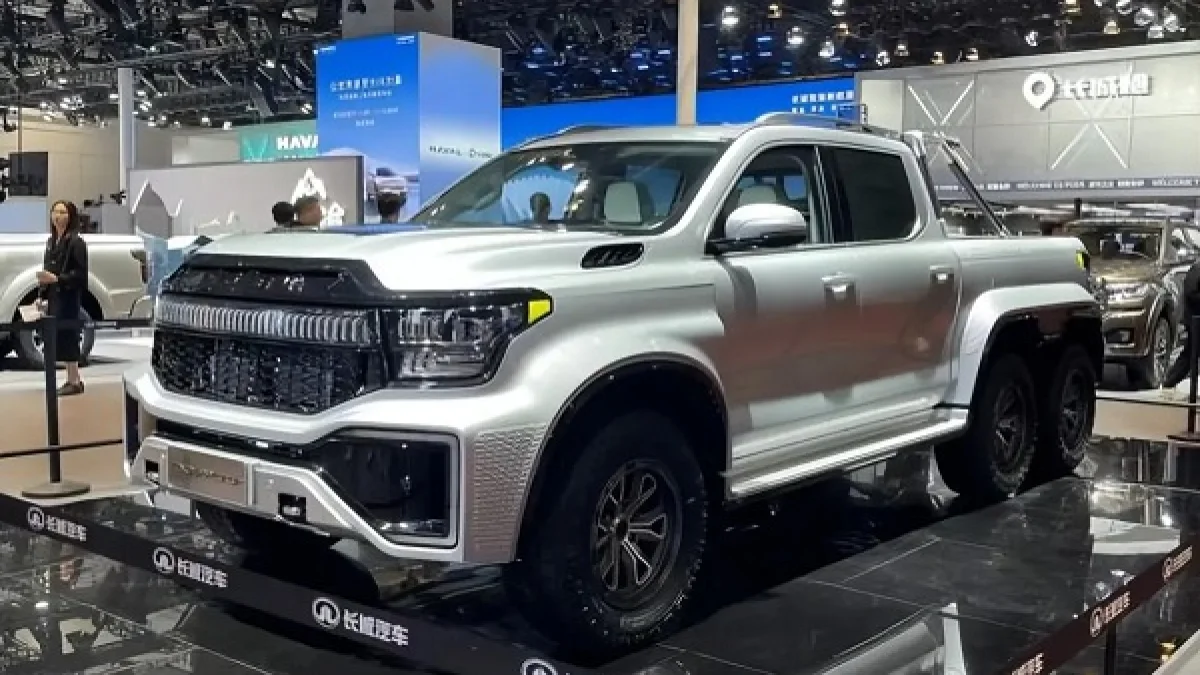 World's Fastest Pickup Trucks Are Redefining Truck Rules