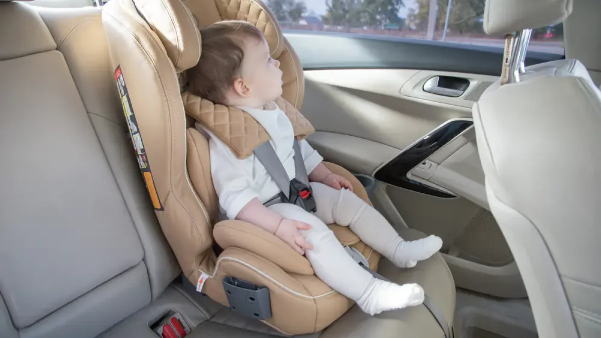 Urgent Warning from Health Ministry: Never Leave Your Child in a Parked Car
