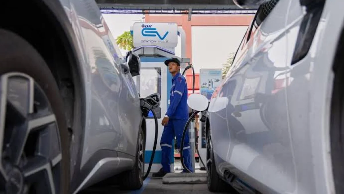 Analyst: China's shrinking oil demand is a bigger threat than Houthi blockades