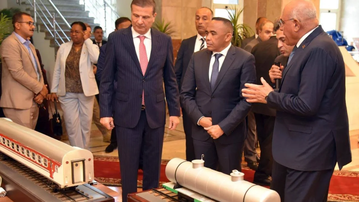 رئيس مدغشقر يشيد بتكنولوجيا الهيئة العربية للتصنيع في زيارته لمصر