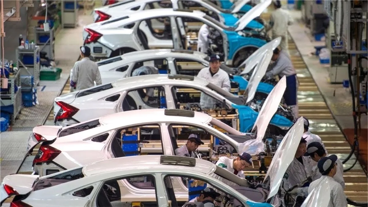 Egypt's Industry Minister: Retrofitting Existing Car Plants and Attracting Global Foundry Investment