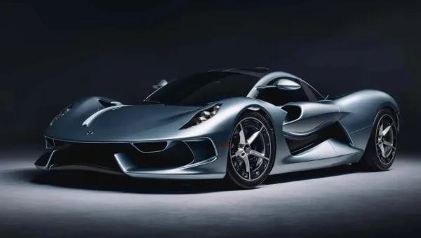 Hennessey Blackbird: 850 HP and a Manual Gearbox Rebelling Against the Screen Era