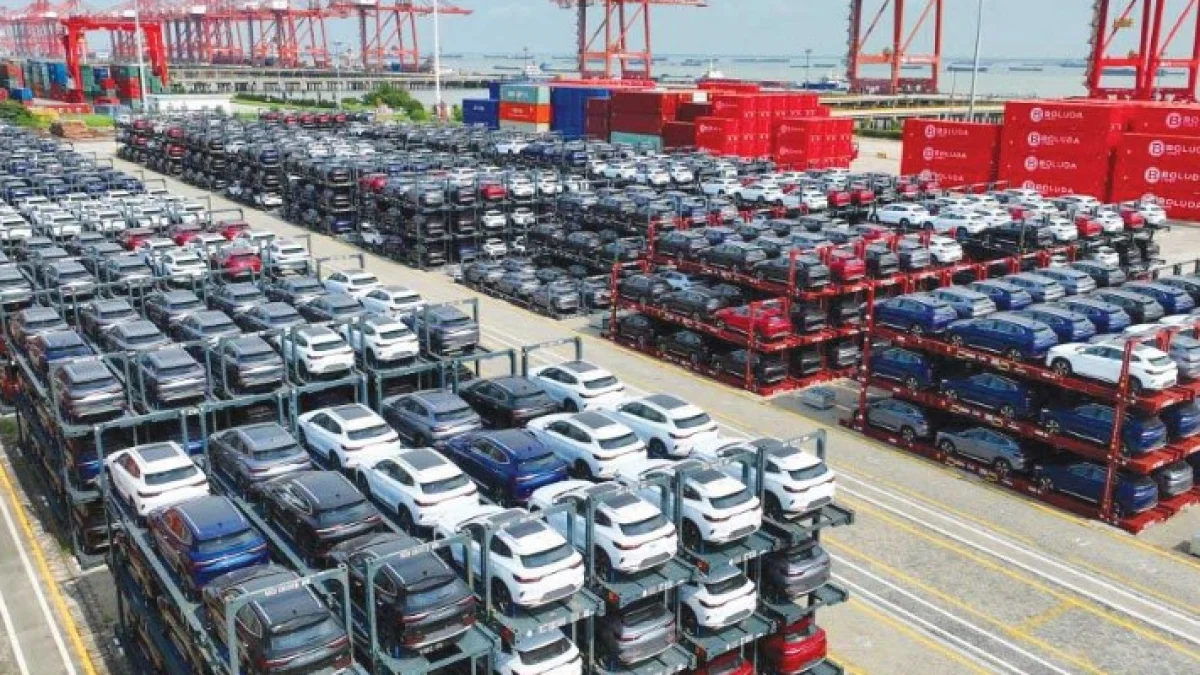 Investment Ministry Meets Car Dealers: Slow 'ACID' Approvals Top the Agenda
