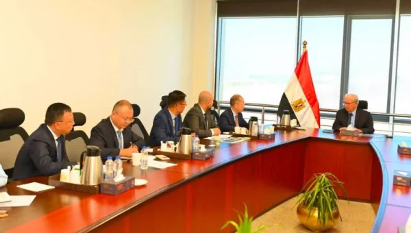 استثمار صيني بـ 2 مليار دولار في المنطقة الاقتصادية لقناة السويس.. مجمع صناعي يدعم السيارات ويوفر 3000 وظيفة