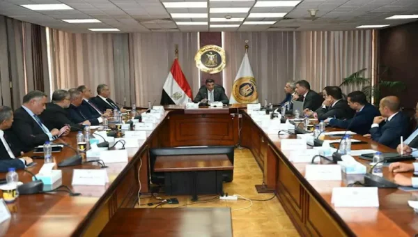 وزير الصناعة: الصناعات المغذية مفتاح جذب عمالقة السيارات وزيادة الصادرات المصرية