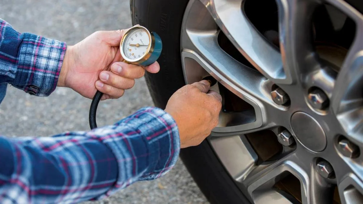 Wrong Tire Pressure Wastes Fuel and Shortens Tread Life — Here's the Correct Number