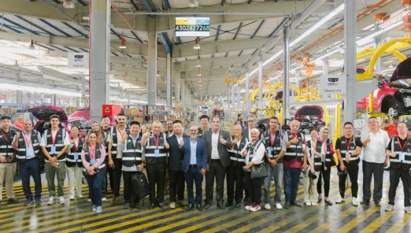 Geely Egypt Factory Hosts Chinese Press Delegation on 70th Anniversary of Diplomatic Ties