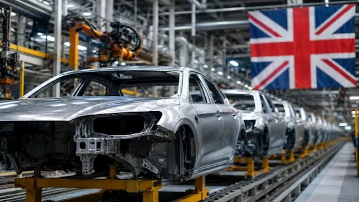 إنتاج السيارات في بريطانيا يهبط 11.6% في يوليو والصادرات تفقد زخمها