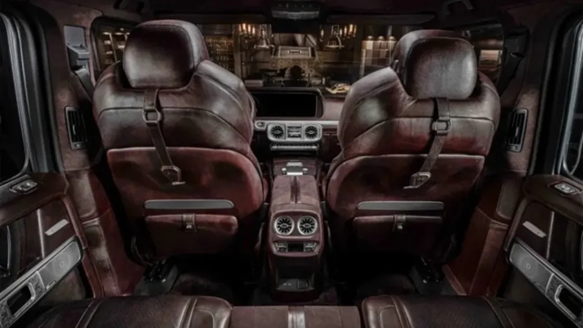 سقف واحد استغرق 3000 ساعة.. Carlex تحوّل مرسيدس G-Class إلى تحفة نادرة بـ3.5 مليون دولار