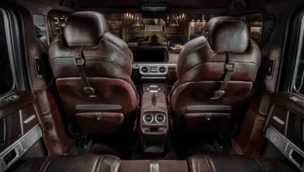 سقف واحد استغرق 3000 ساعة.. Carlex تحوّل مرسيدس G-Class إلى تحفة نادرة بـ3.5 مليون دولار