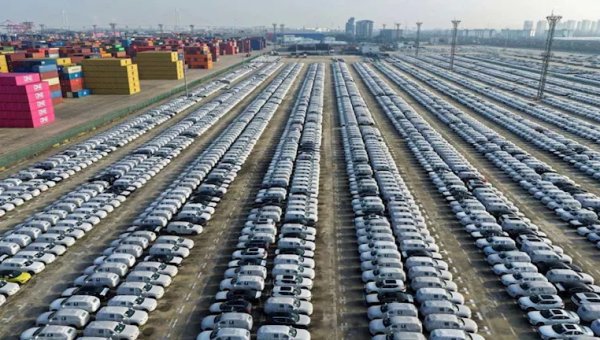 بعد حرب التخفيضات.. هل تنهار أسعار السيارات الصينية عالمياً قريباً؟
