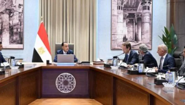 Egypt PM Discusses Spanish Auto Components Plant with Gonvarri Industries