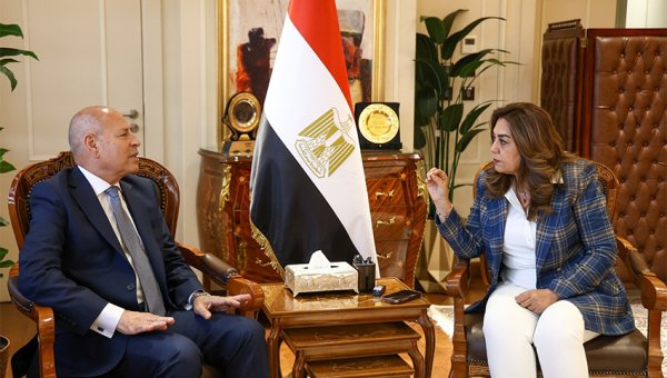 تطوير شبكة الطرق بالقاهرة: مشروعات جديدة لتنظيم حركة السيارات من العتبة إلى مصر الجديدة