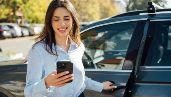 الذكاء الاصطناعي يحل أصعب مشكلة تواجه السيدات: ركن السيارة في الأماكن الضيقة