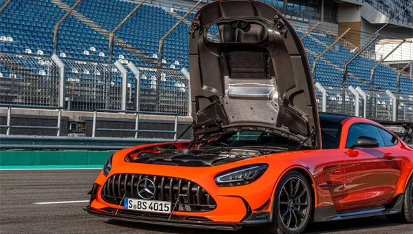 Mercedes AMG EV Brings Back V8 Sound and Gear Shift Feel — Why Fight the Electric Era?