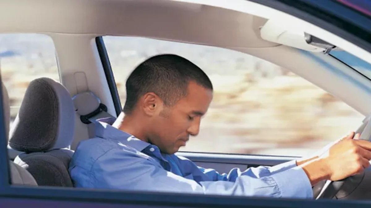 One-Second Drowsiness at 100 km/h Means 28 Meters Blind — The Real Lesson from Bahaa Sultan Accident