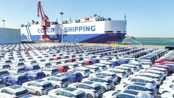 Trump's Shocking Plan: Chinese EV Invasion of US — Only with American Workers