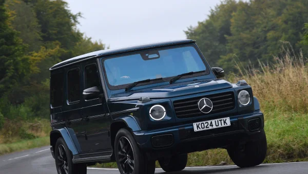 Mercedes G-Class Could Learn to Swim: Patent Reveals Floating System for Electric Version