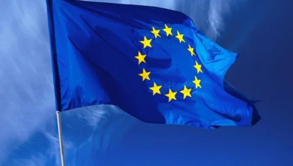 EU Pressures China to Curb Hybrid Car Exports to 15% of Its Market