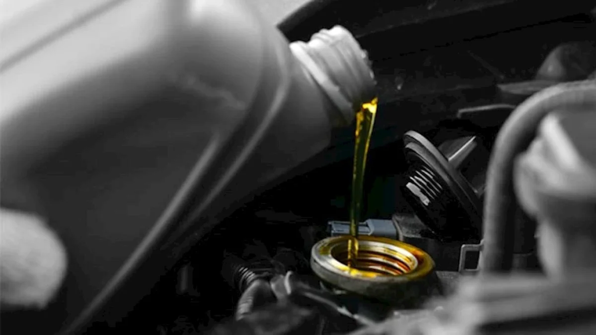 Before Changing Engine Oil: Key Steps to Pick the Right Type for Your Car