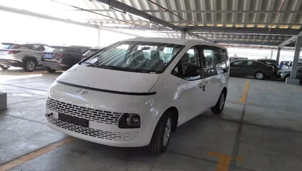 Hyundai Staria Hybrid 2025 in Egypt: Specs and Single-Trim Pricing