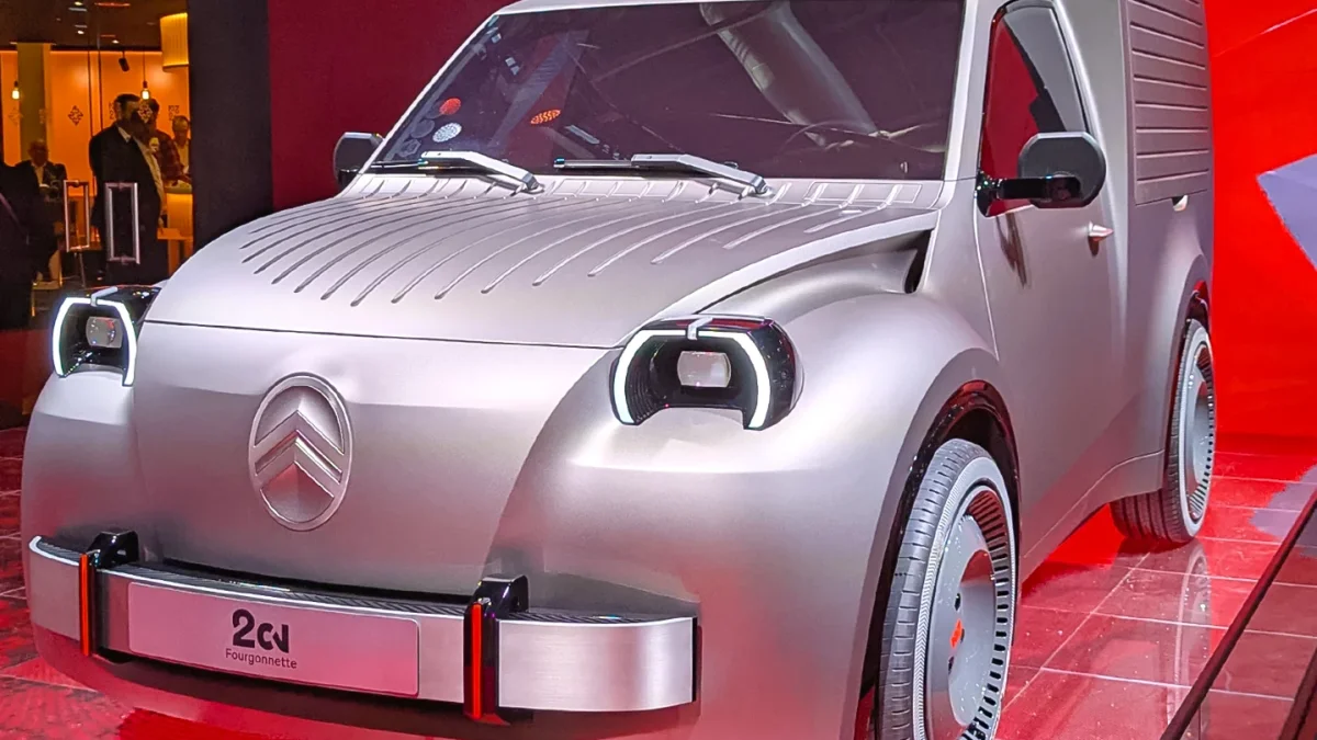 سيتروين تعيد إحياء 2 CV Fourgonnette بطراز تجريبي كهربائي في معرض باريس 2026