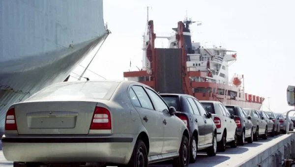 Egyptian Car Dealers Re-Export Slow-Moving Models to UAE and Libya