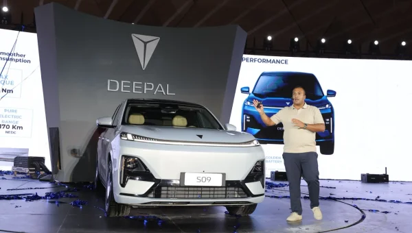 Deepal S09 Lands in Egypt with 485 hp, 1,100 km Range and Triple Screens