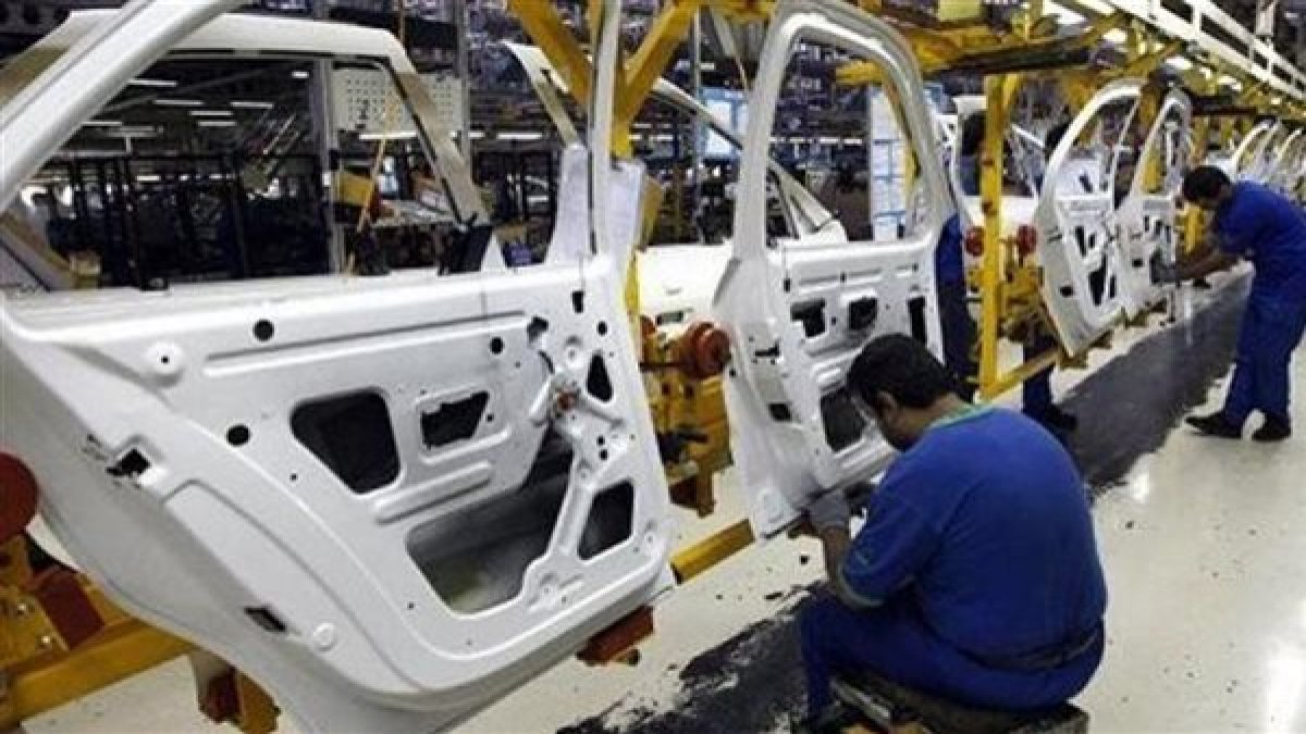 فيتش سولوشنز تتوقع نمو إنتاج السيارات في مصر بنسبة 5.9% بحلول 2026